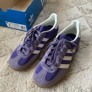 adidas Women's Purple and White Sneakers